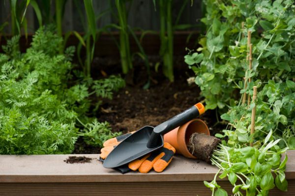 ⁦FISKARS FiberComp Trowel⁩ – תמונה ⁦2⁩
